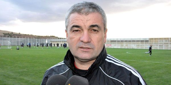 Rıza Çalımbay galibiyet istiyor! Rıza Çalımbay galibiyet istiyor!